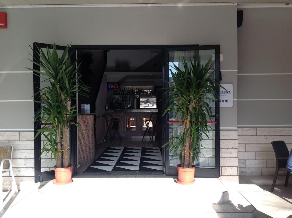 Hotel Laura Rimini Exterior photo