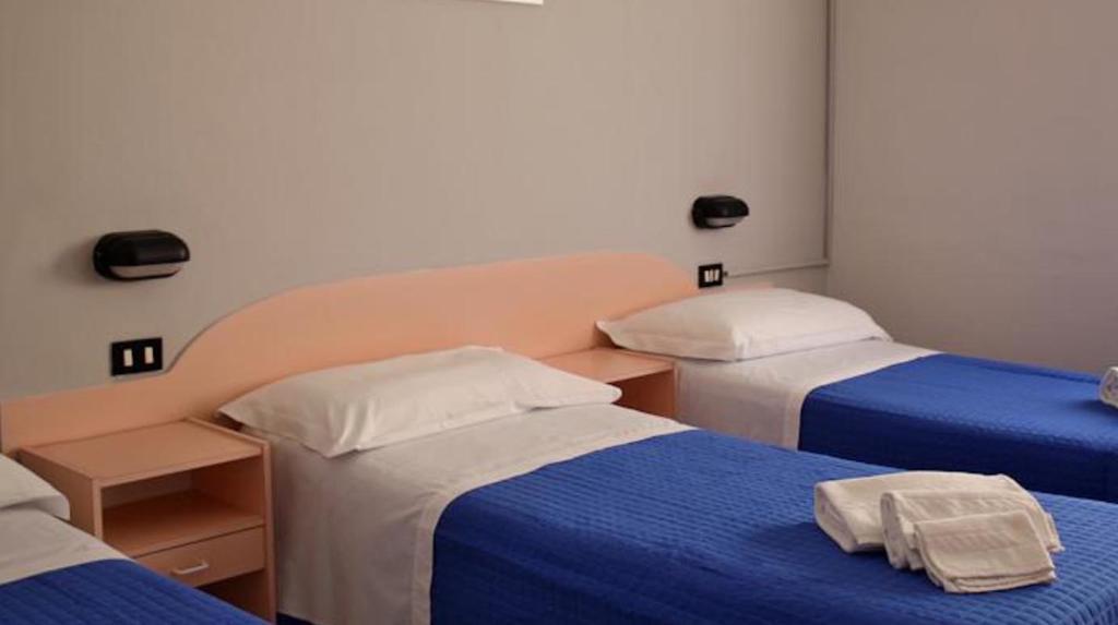 Hotel Laura Rimini Room photo